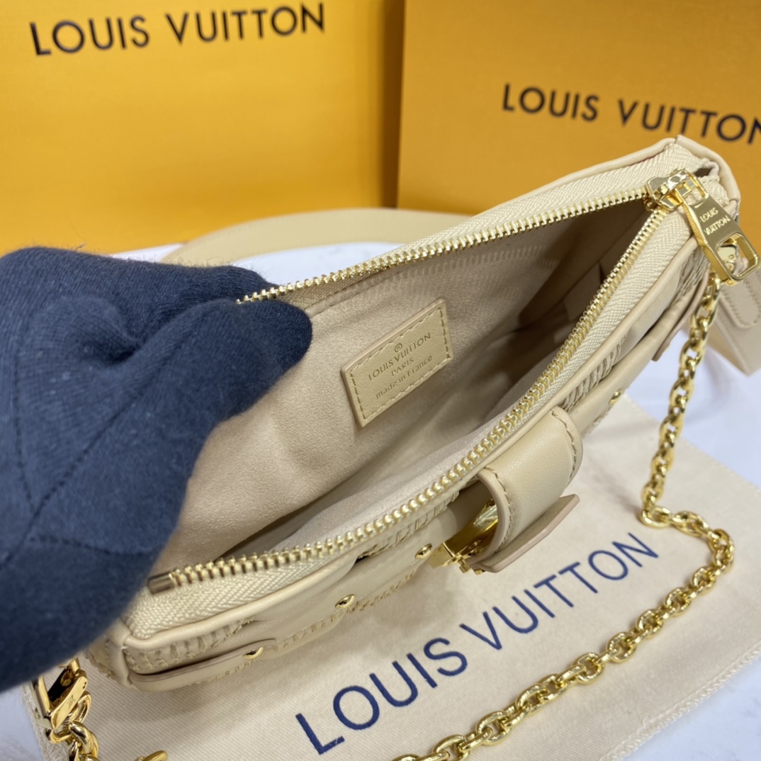 Louis Vuitton POCHETTE TROCA Shoulder Bag M59048 Beige